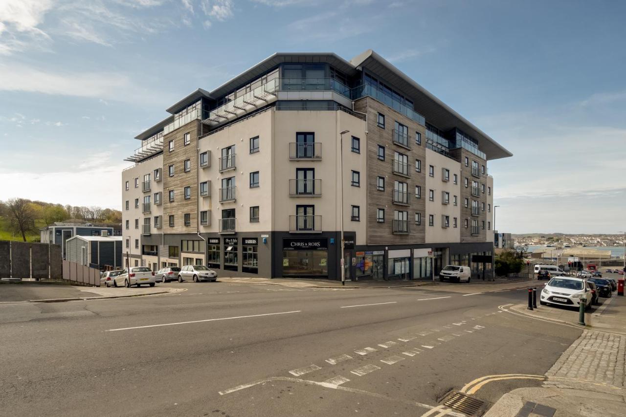 Chic And Bright Apartment Near The Water Plymouth Exterior photo